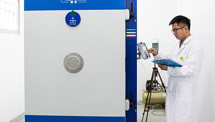 Wielofunkcyjny pojemnik na odpady LZO o pojemności 1m3